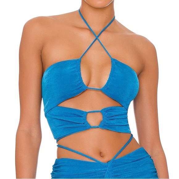 h:ours Liza Crop Top in Blue - Picture 1 of 6